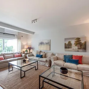 O&l Aire - Spacious And Bright In The Heart Of Espagne